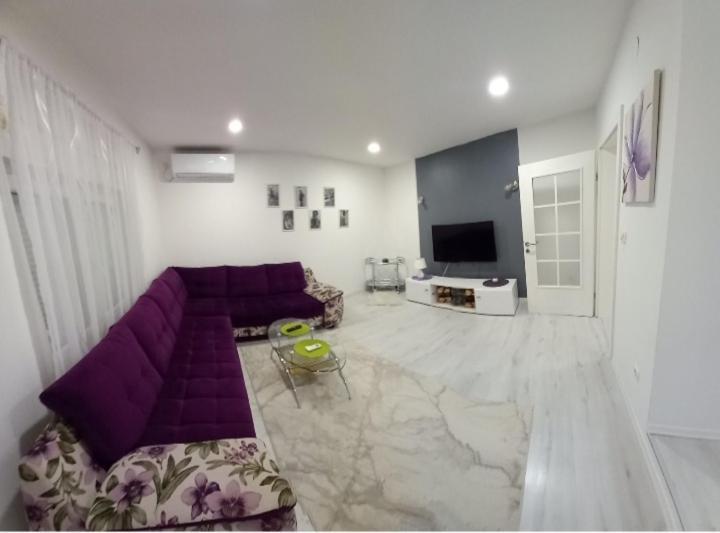 Apartment Centar Of City โมสตาร์ ภายนอก รูปภาพ