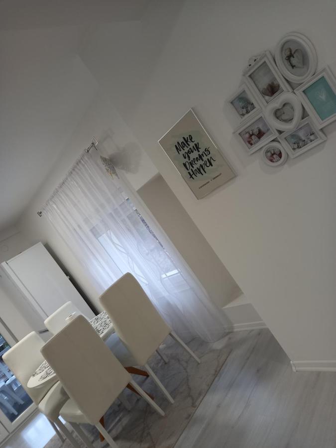 Apartment Centar Of City โมสตาร์ ภายนอก รูปภาพ