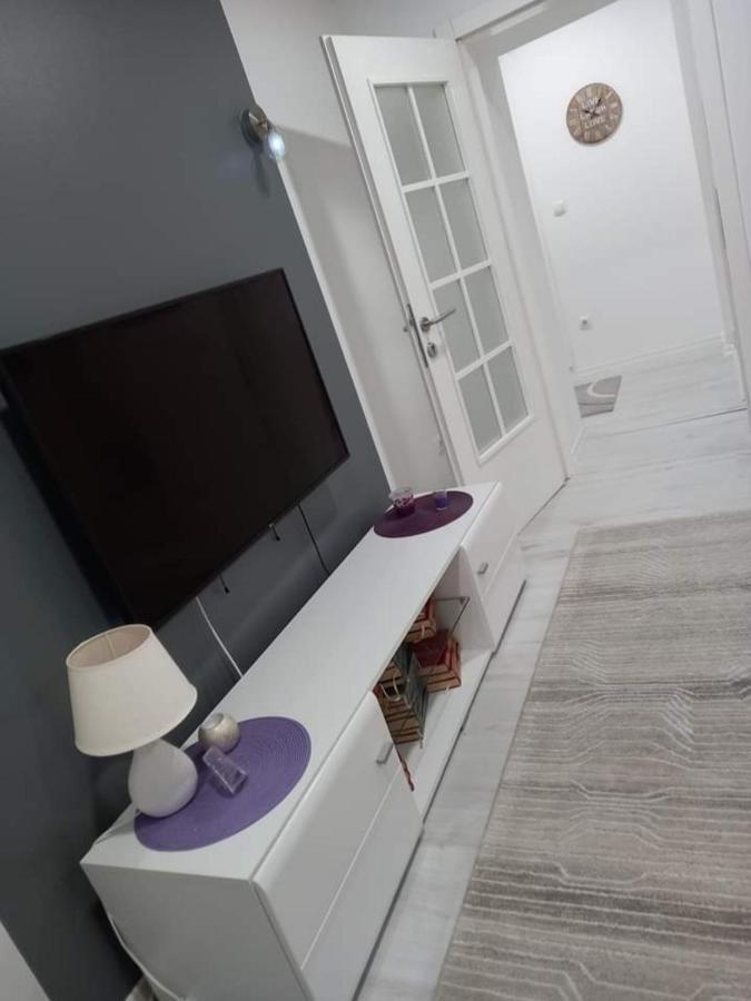 Apartment Centar Of City โมสตาร์ ภายนอก รูปภาพ