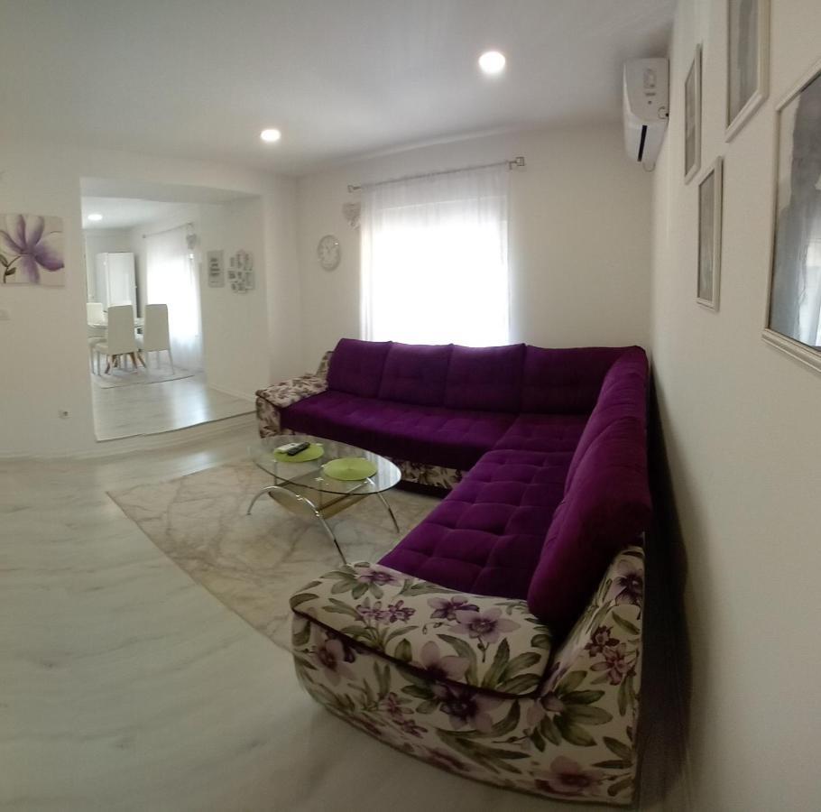Apartment Centar Of City โมสตาร์ ภายนอก รูปภาพ
