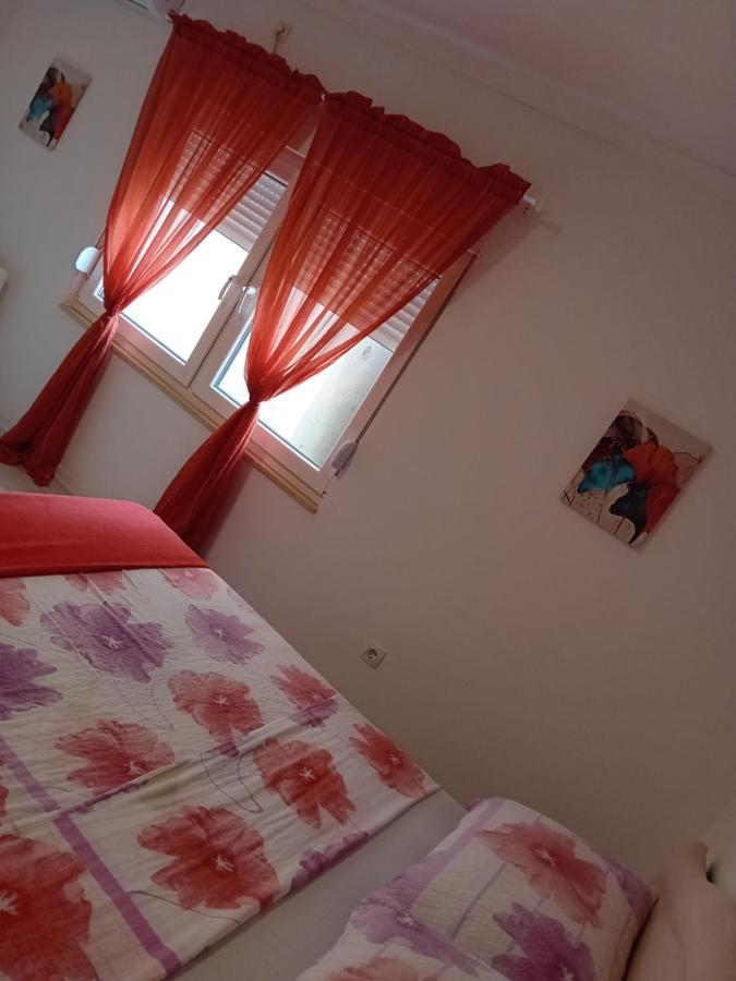 Apartment Centar Of City โมสตาร์ ภายนอก รูปภาพ