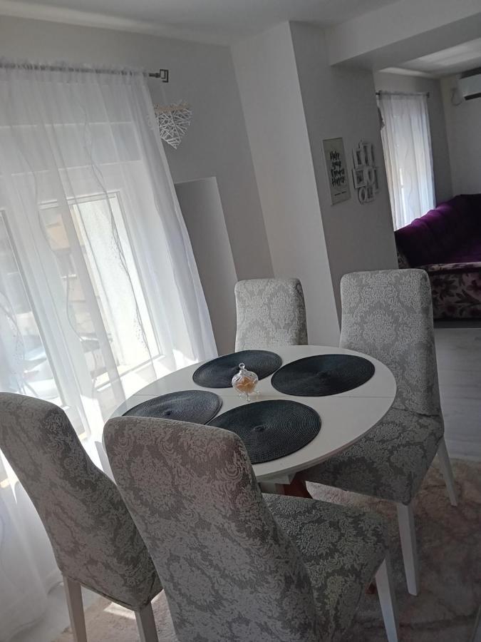 Apartment Centar Of City โมสตาร์ ภายนอก รูปภาพ